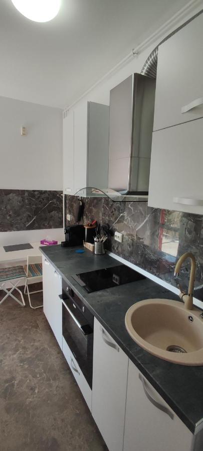 Belle View Sinaia-Free Parking Apartment Exterior photo